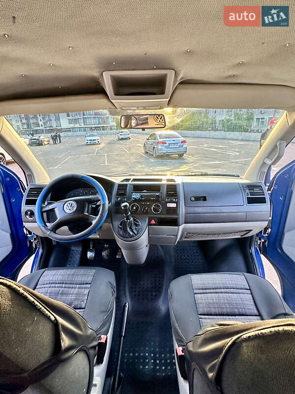 Минивэн Volkswagen Transporter 2003 в Киеве