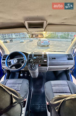 Мінівен Volkswagen Transporter 2003 в 