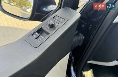Мінівен Volkswagen Transporter 2019 в 