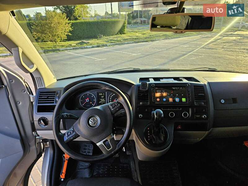 Минивэн Volkswagen Transporter 2011 в Харькове
