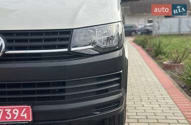 Грузовой фургон Volkswagen Transporter 2017 в 