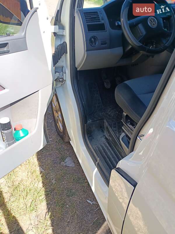 Мінівен Volkswagen Transporter 2006 в Миколаєві