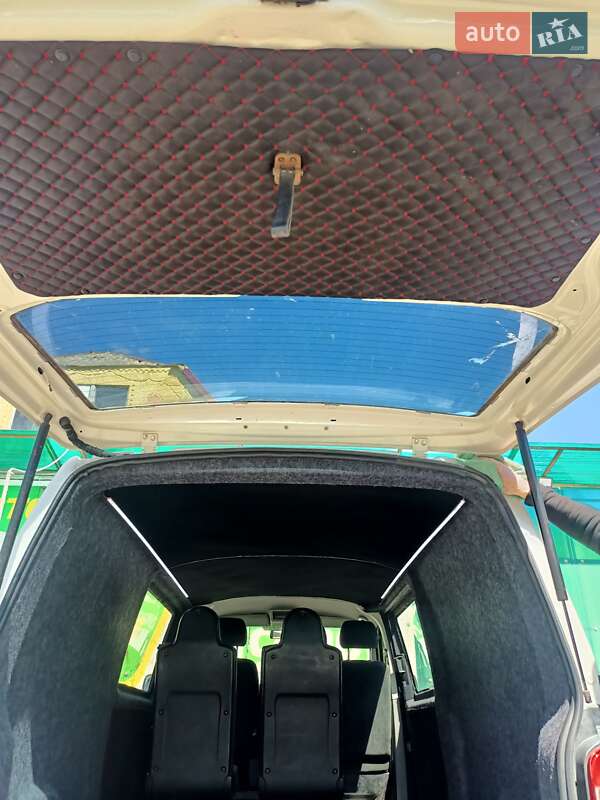 Мінівен Volkswagen Transporter 2006 в Миколаєві