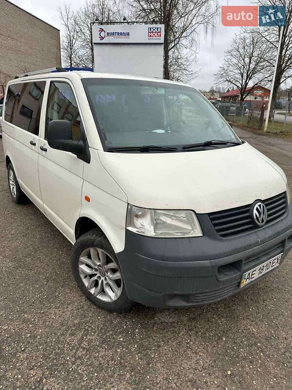 Минивэн Volkswagen Transporter 2008 в 