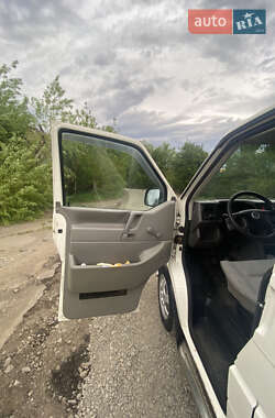 Мінівен Volkswagen Transporter 2001 в 