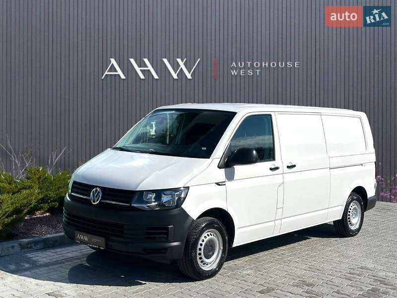 Вантажний фургон Volkswagen Transporter 2018 в Львові