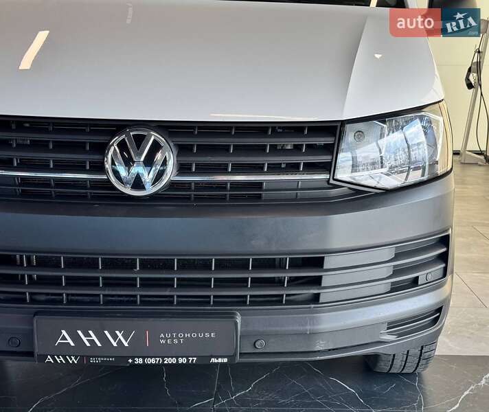 Вантажний фургон Volkswagen Transporter 2018 в Львові