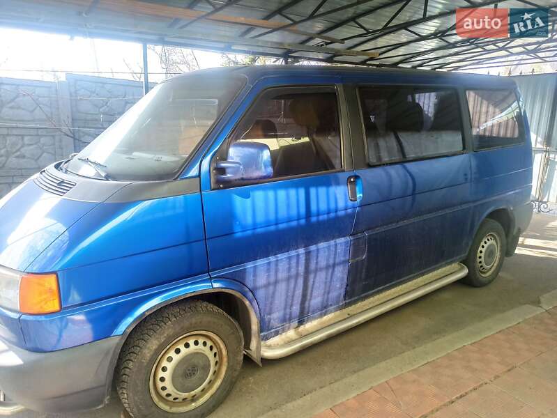 Минивэн Volkswagen Transporter 2000 в Ворзеле