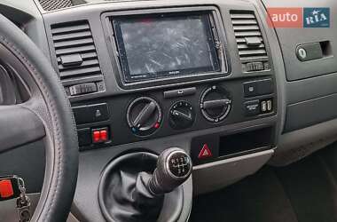 Вантажний фургон Volkswagen Transporter 2011 в 