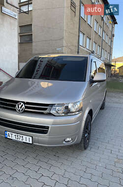 Мінівен Volkswagen Transporter 2012 в 