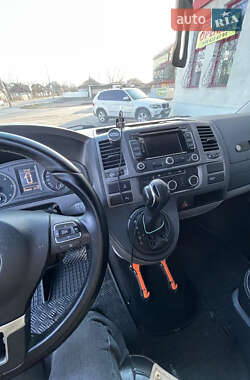 Мінівен Volkswagen Transporter 2012 в 