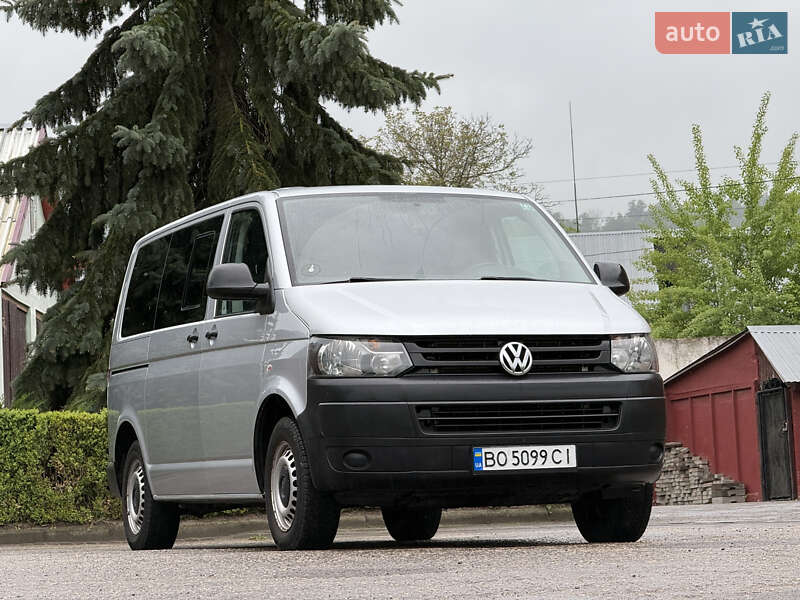 Мінівен Volkswagen Transporter 2016 в Кременці