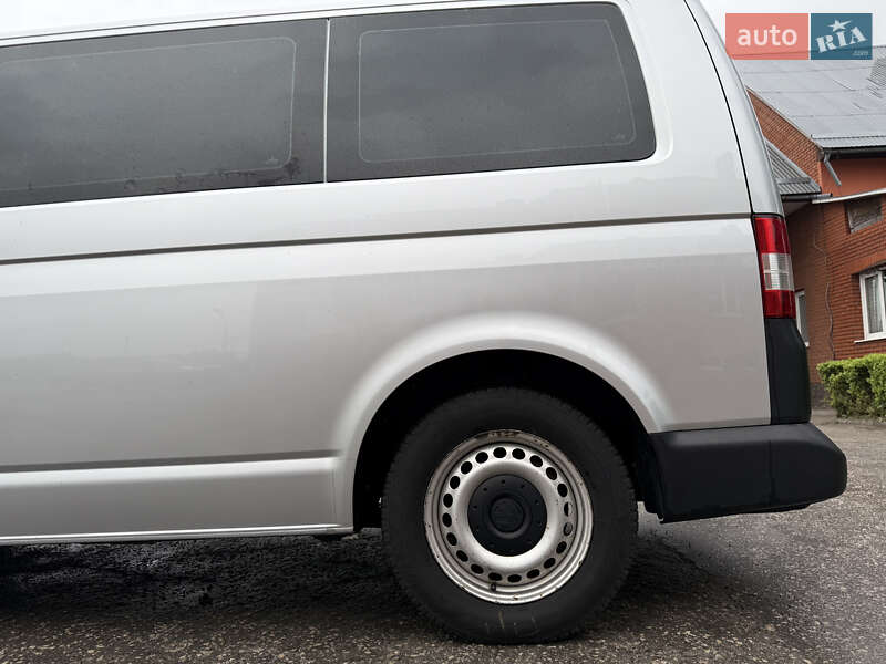 Мінівен Volkswagen Transporter 2016 в Кременці