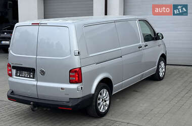 Грузовой фургон Volkswagen Transporter 2016 в 