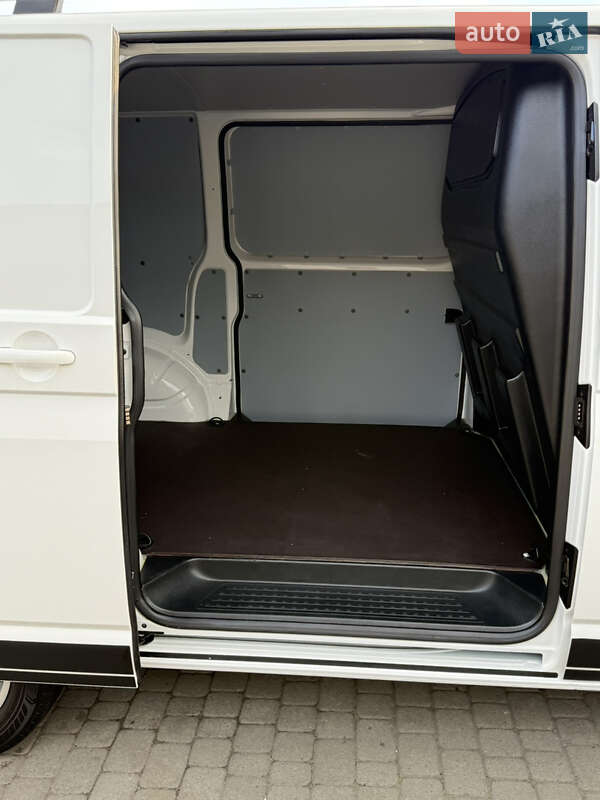 Вантажний фургон Volkswagen Transporter 2020 в Києві
