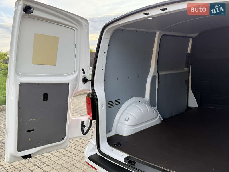 Вантажний фургон Volkswagen Transporter 2020 в Києві