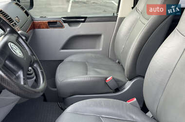Мінівен Volkswagen Transporter 2005 в 
