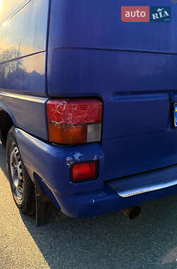 Минивэн Volkswagen Transporter 2000 в 