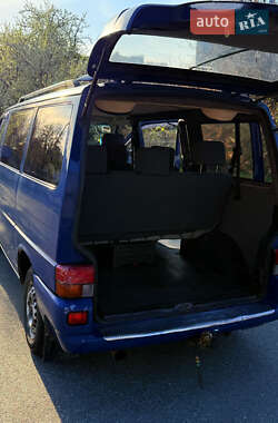 Минивэн Volkswagen Transporter 2000 в 