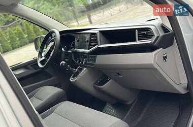 Грузовой фургон Volkswagen Transporter 2021 в 