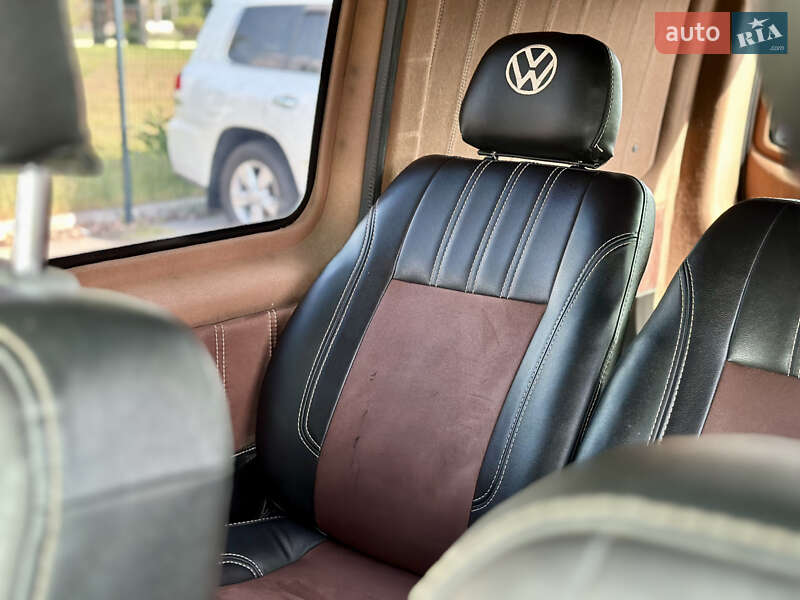 Грузопассажирский фургон Volkswagen Transporter 2013 в Кременчуге