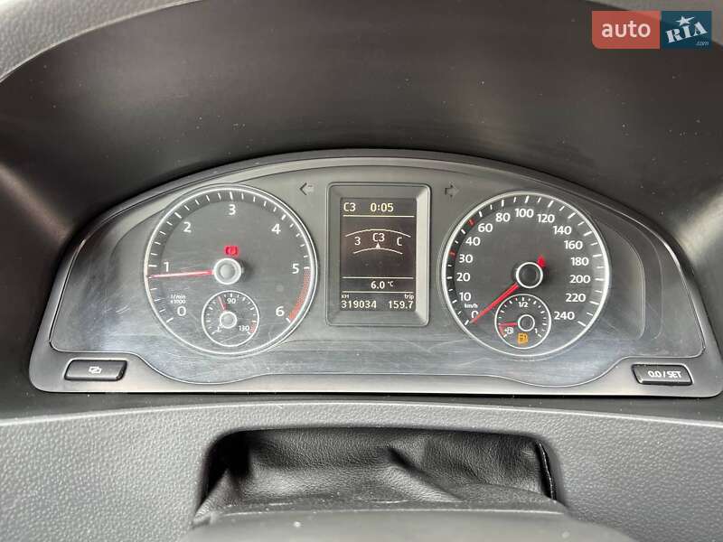 Мінівен Volkswagen Transporter 2012 в Києві