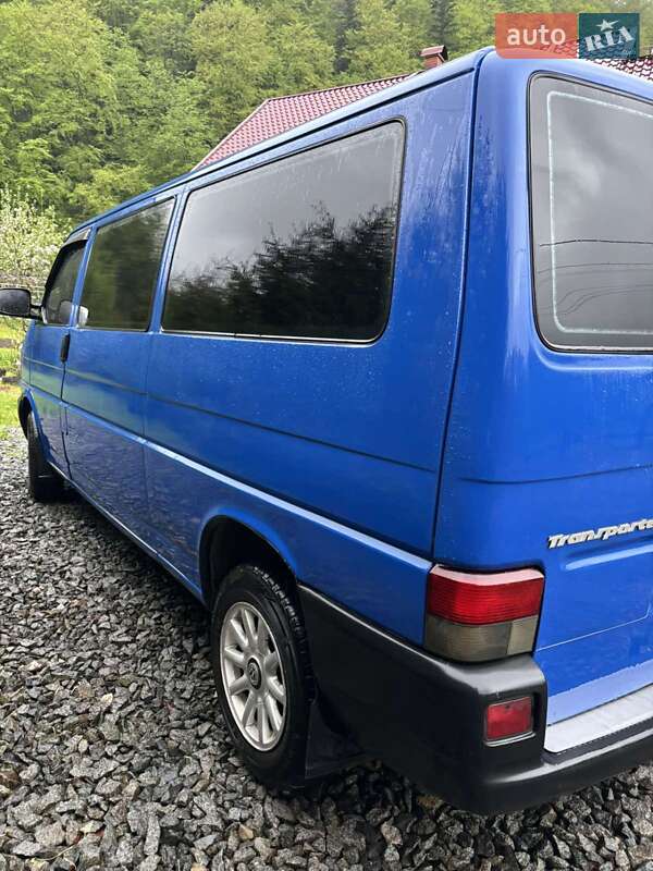 Минивэн Volkswagen Transporter 2001 в Яремче