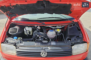 Минивэн Volkswagen Transporter 2002 в 