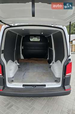 Грузовой фургон Volkswagen Transporter 2019 в 