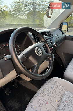 Мінівен Volkswagen Transporter 2006 в 