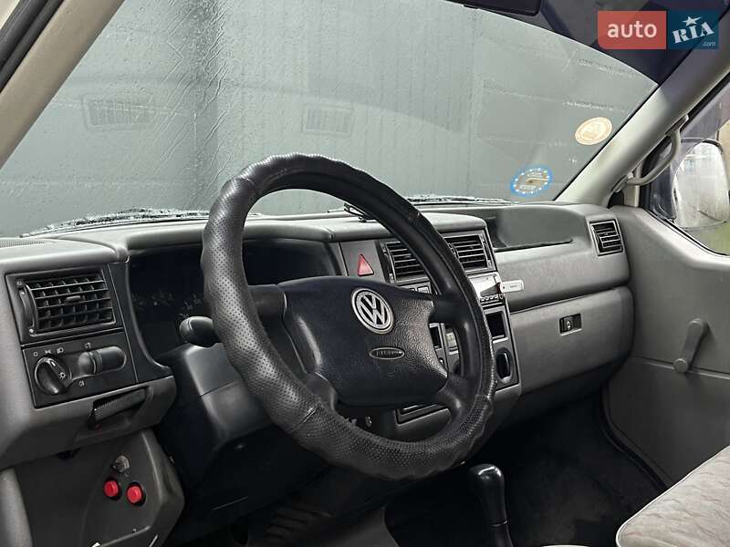 Минивэн Volkswagen Transporter 1999 в Самборе
