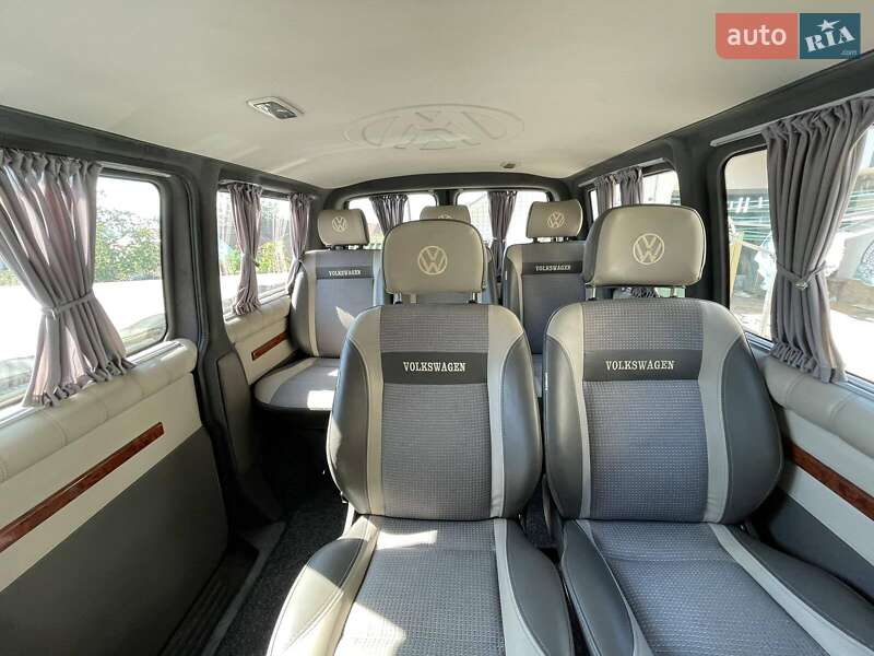 Минивэн Volkswagen Transporter 2009 в Ужгороде