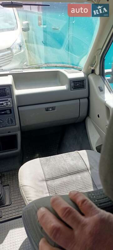 Минивэн Volkswagen Transporter 2002 в Чернигове