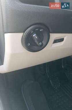 Мінівен Volkswagen Transporter 2016 в 