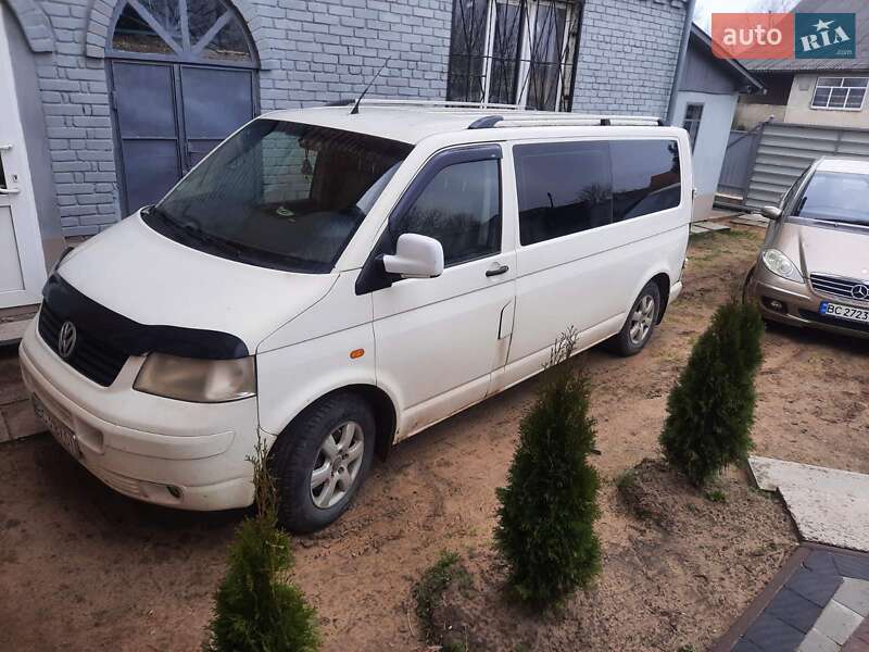 Минивэн Volkswagen Transporter 2004 в 