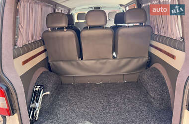 Мінівен Volkswagen Transporter 2010 в 