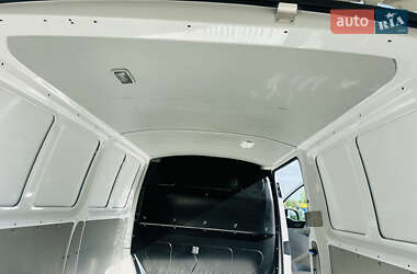 Вантажний фургон Volkswagen Transporter 2017 в 