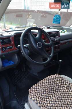 Мінівен Volkswagen Transporter 2000 в 