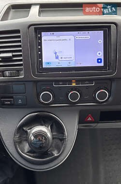 Мінівен Volkswagen Transporter 2012 в 