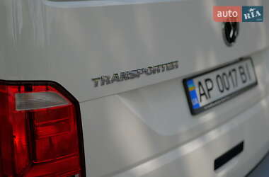 Минивэн Volkswagen Transporter 2016 в 