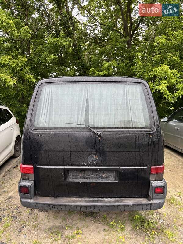 Минивэн Volkswagen Transporter 2000 в Киеве