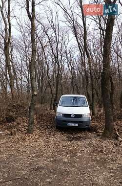 Грузовой фургон Volkswagen Transporter 2007 в Петропавловке