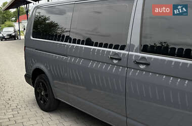 Мінівен Volkswagen Transporter 2013 в 