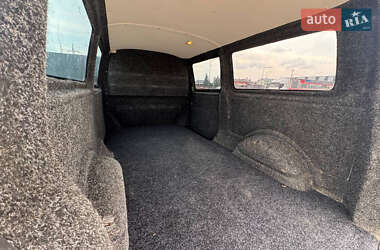 Мінівен Volkswagen Transporter 2013 в 
