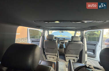 Минивэн Volkswagen Transporter 2016 в 