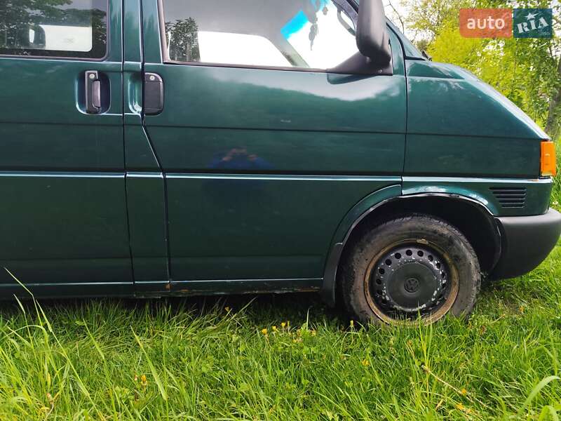 Минивэн Volkswagen Transporter 1999 в Долине