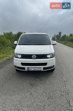 Грузопассажирский фургон Volkswagen Transporter 2015 в 