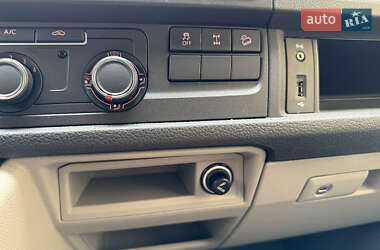 Грузовой фургон Volkswagen Transporter 2019 в 