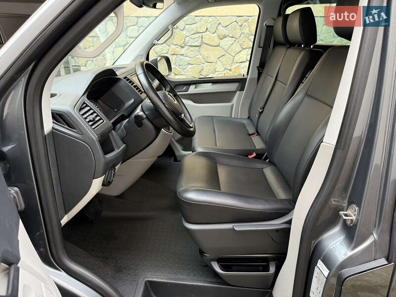 Вантажний фургон Volkswagen Transporter 2019 в Тячеві