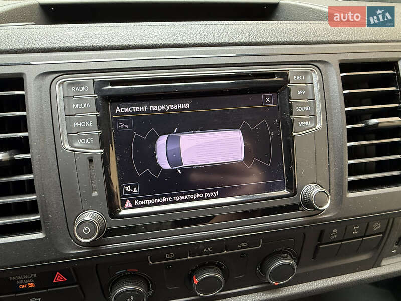Вантажний фургон Volkswagen Transporter 2019 в Тячеві